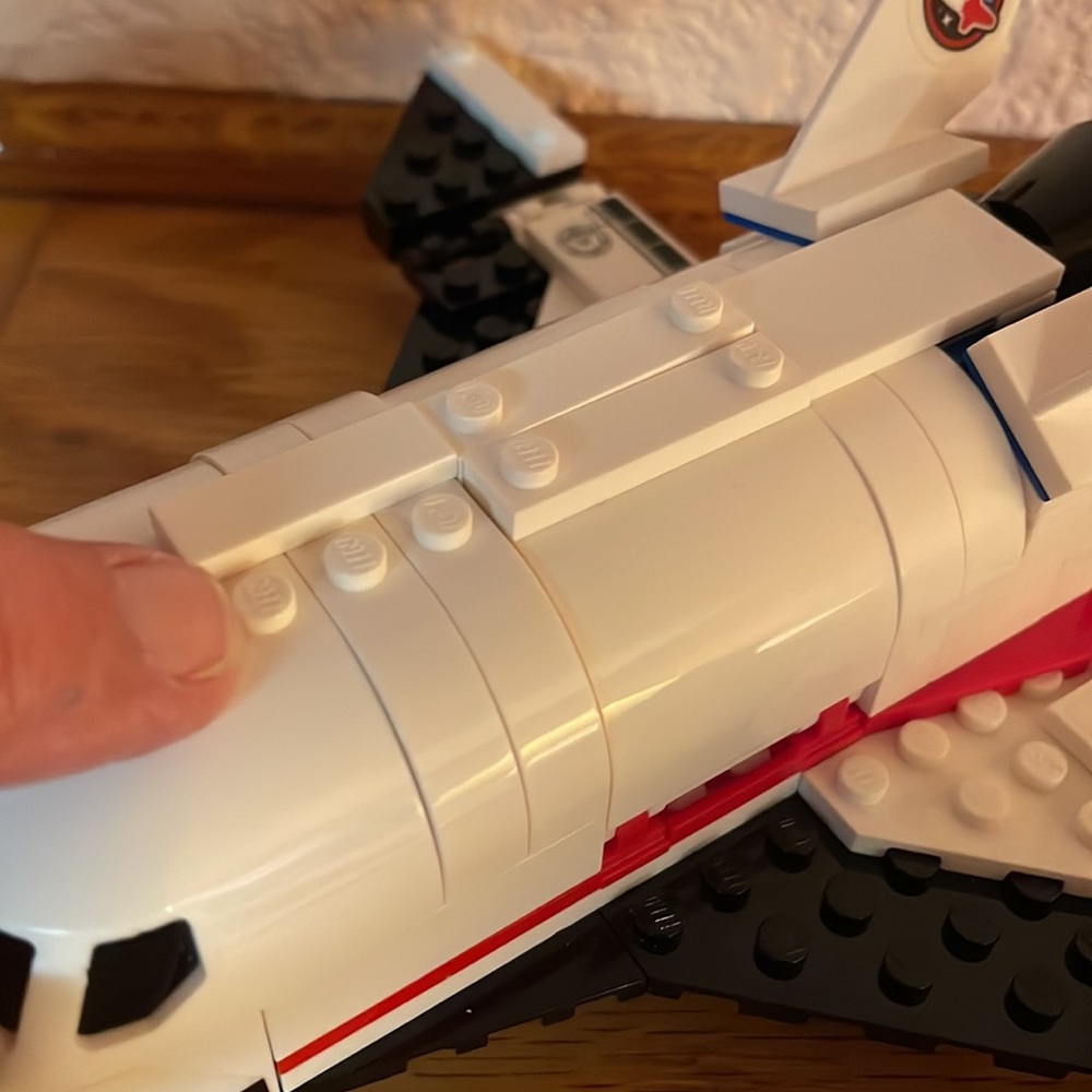 LEGO Utility Shuttle - Picture 4 of 9